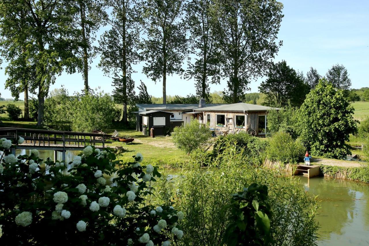 Peenehof Koeppen - Ferienwohnungen & Schlaffaesser Jordenstorf Екстериор снимка