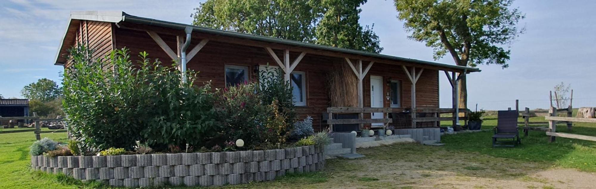 Peenehof Koeppen - Ferienwohnungen & Schlaffaesser Jordenstorf Екстериор снимка